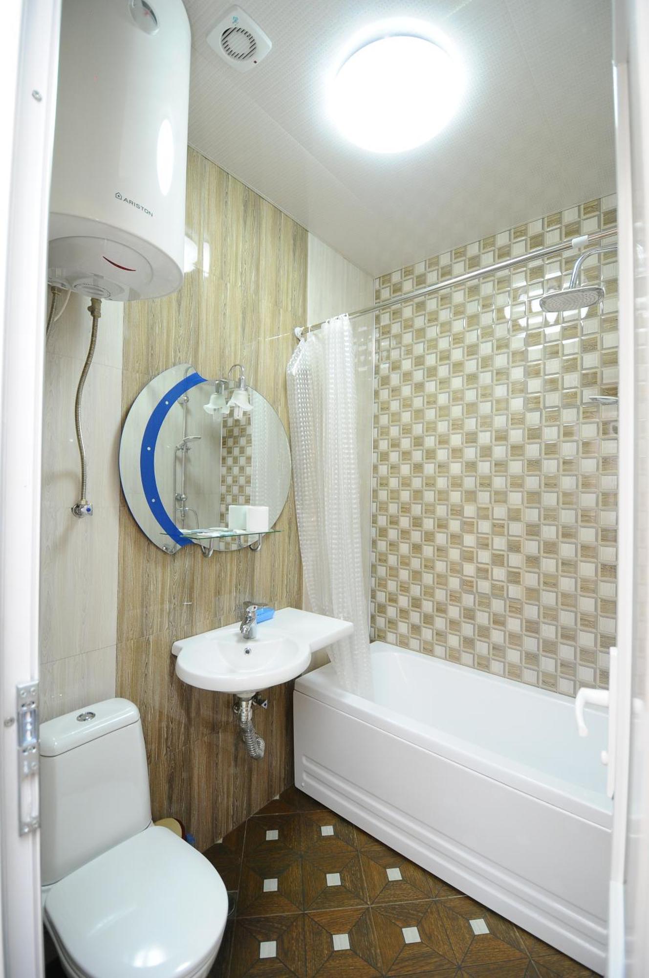 Hotel Dzveli Batumi Habitación foto