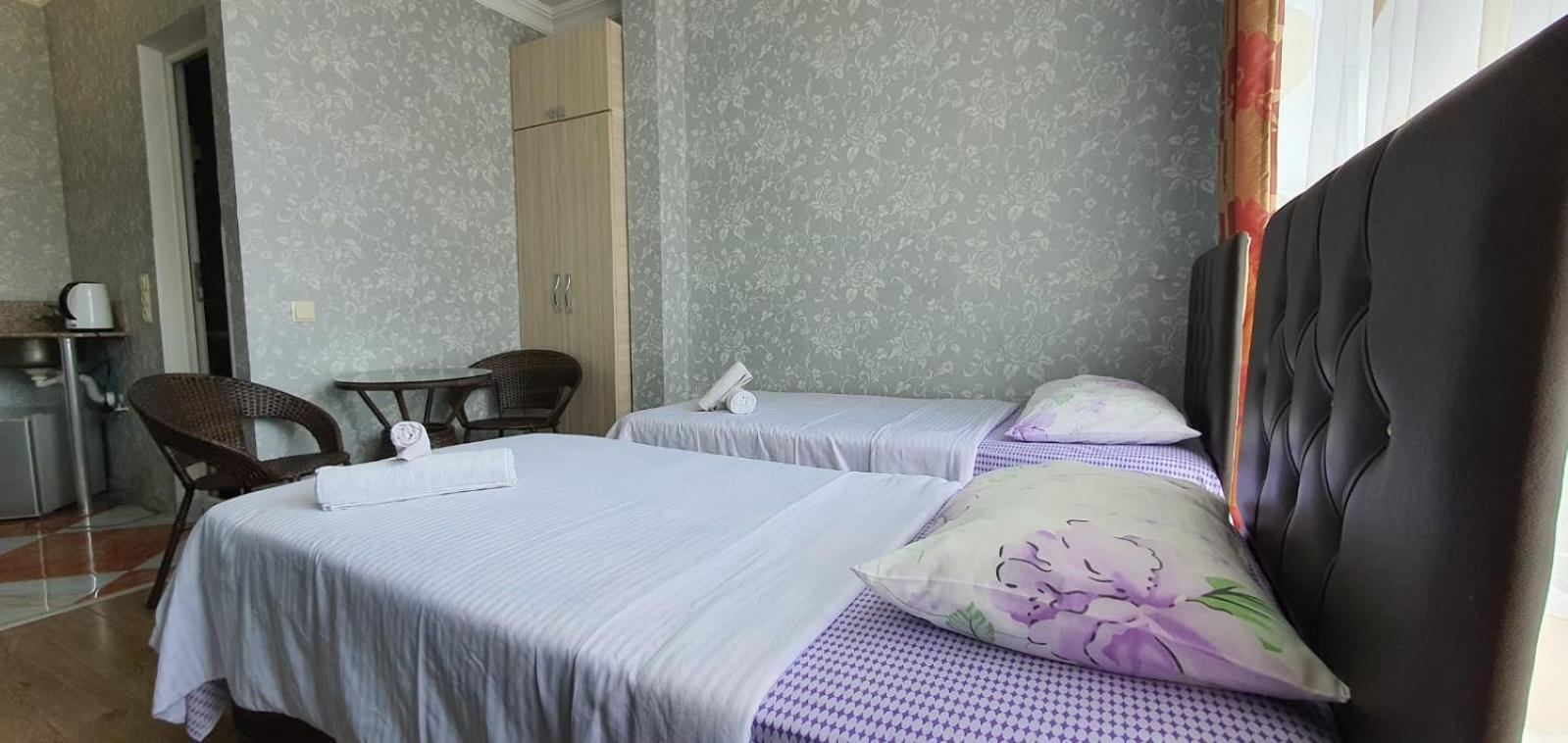 Hotel Dzveli Batumi Habitación foto